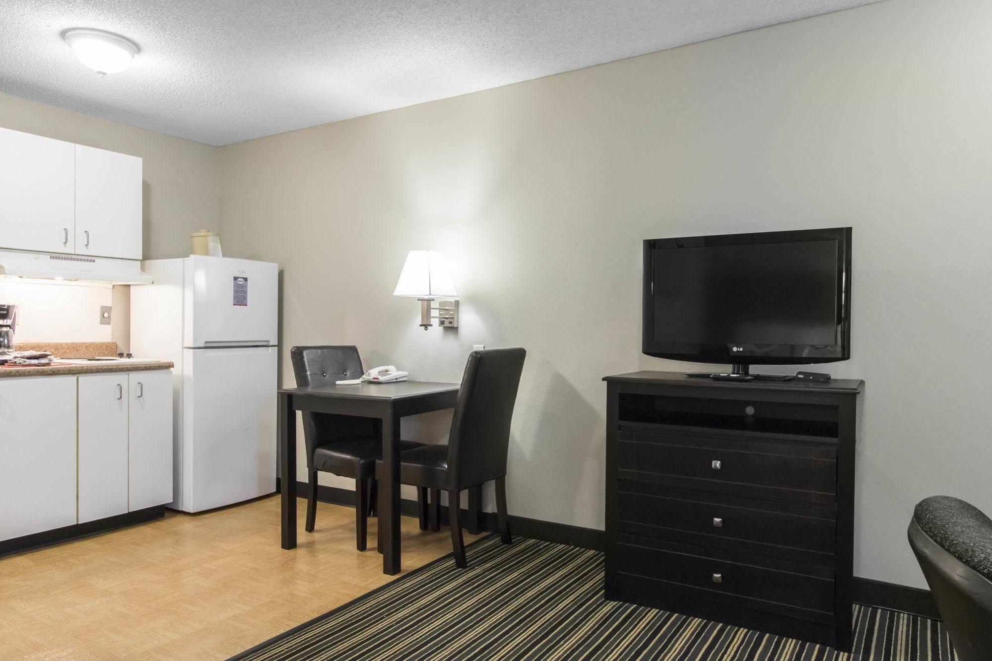 Suburban Extended Stay Hotel Naval Base Area Warrington Eksteriør bilde